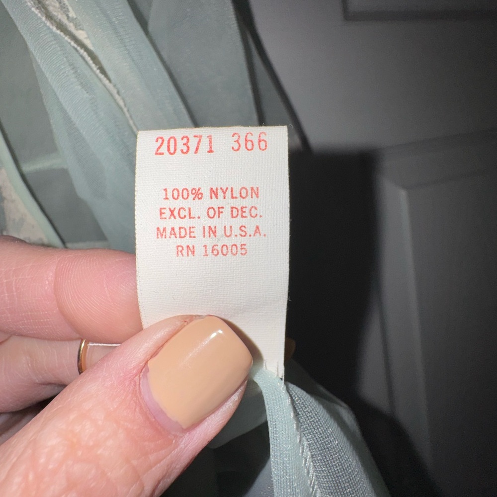 1960’s Mint Green Chiffon Peignoir Set | Lace Nylon Nightgown & Robe |Sears - Picture 6 of 11